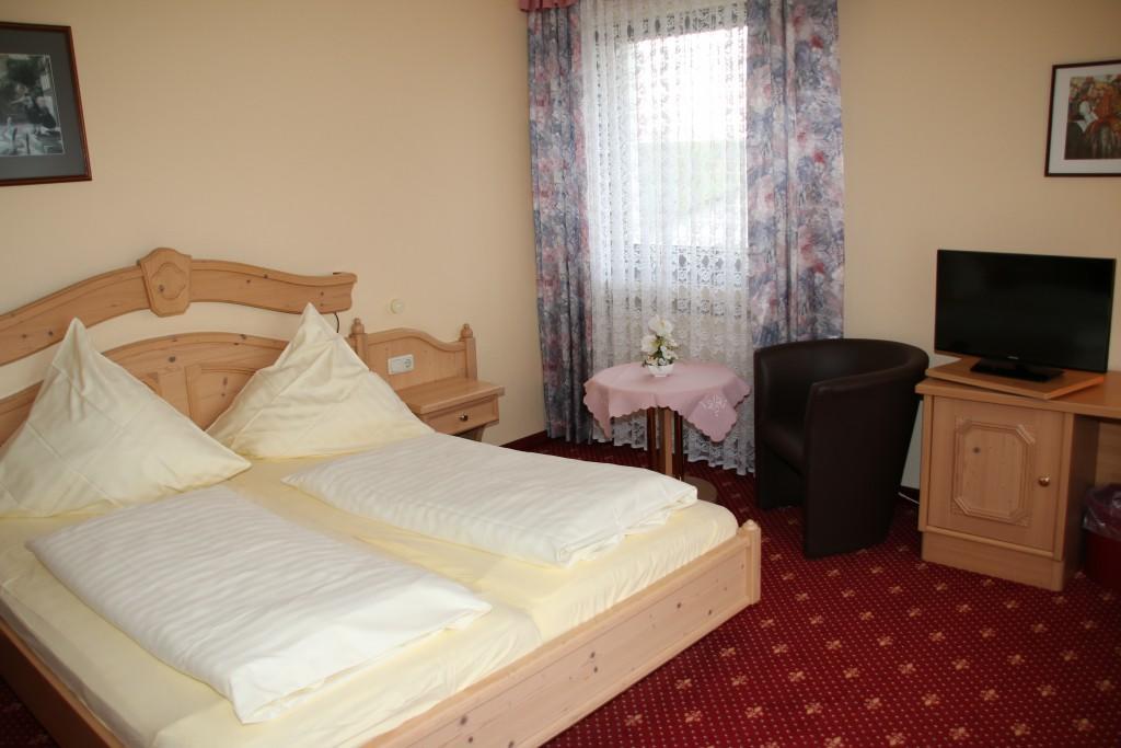 Landgasthof Hotel Bechtel Zella Екстериор снимка