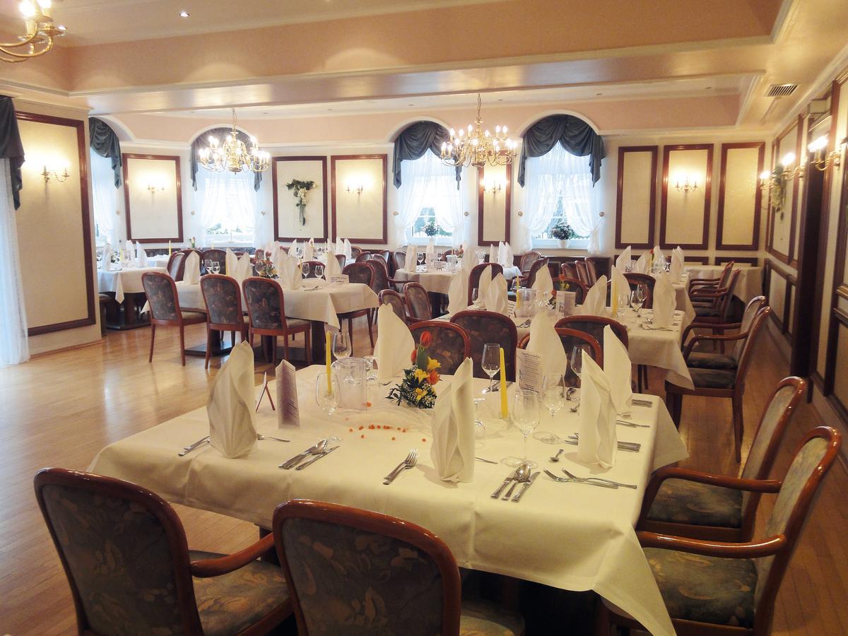 Landgasthof Hotel Bechtel Zella Екстериор снимка