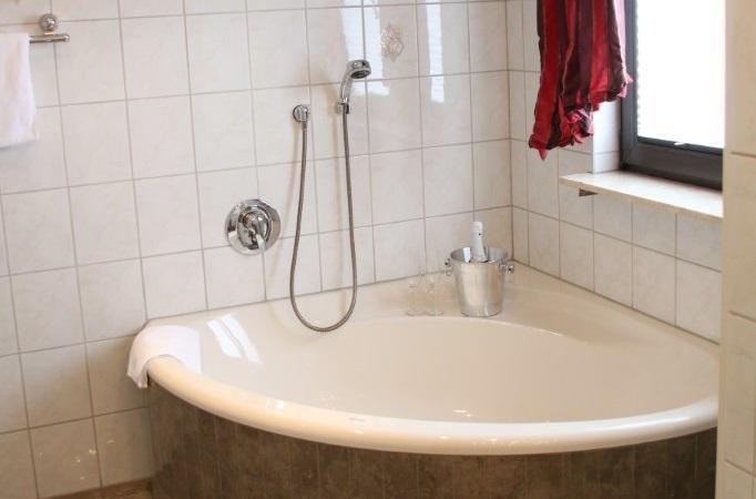 Landgasthof Hotel Bechtel Zella Екстериор снимка